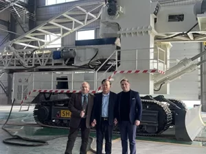 Foreign clients visited Shante Heavy Industry M...